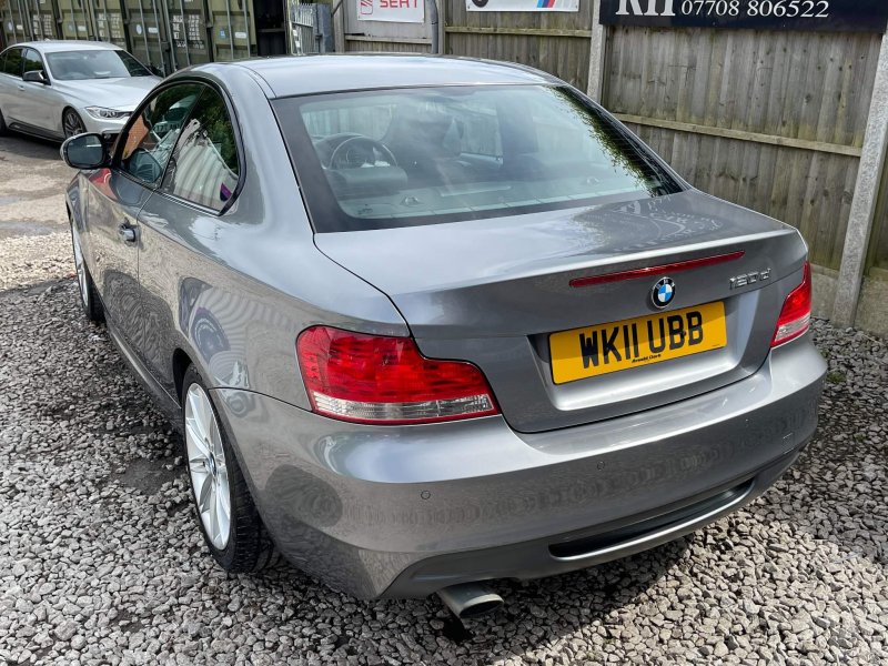 BMW 1 SERIES