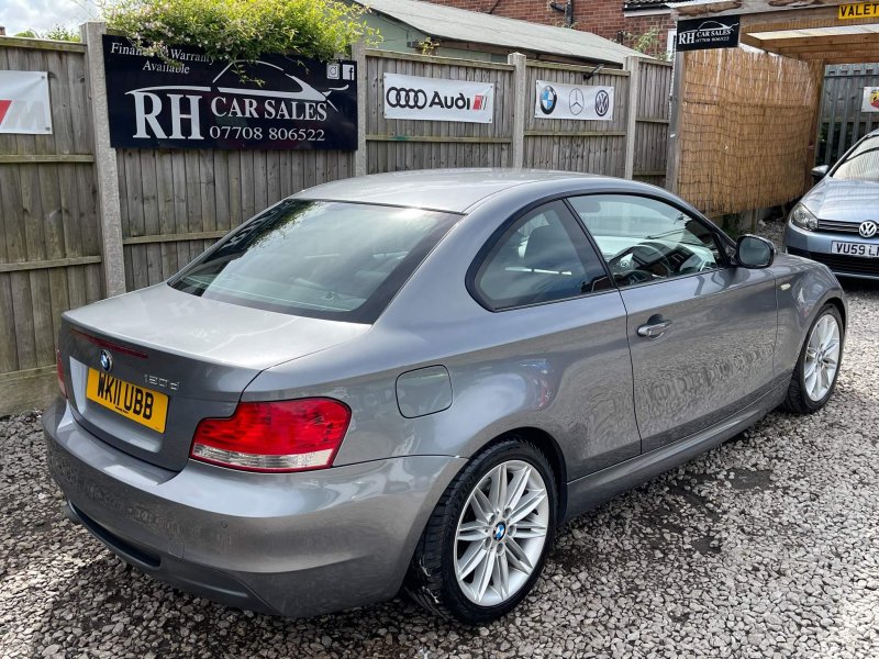 BMW 1 SERIES