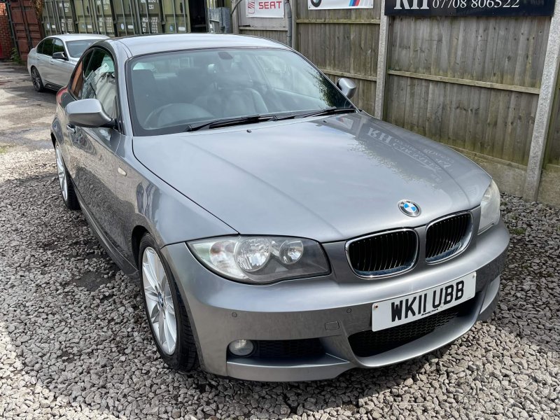 BMW 1 SERIES