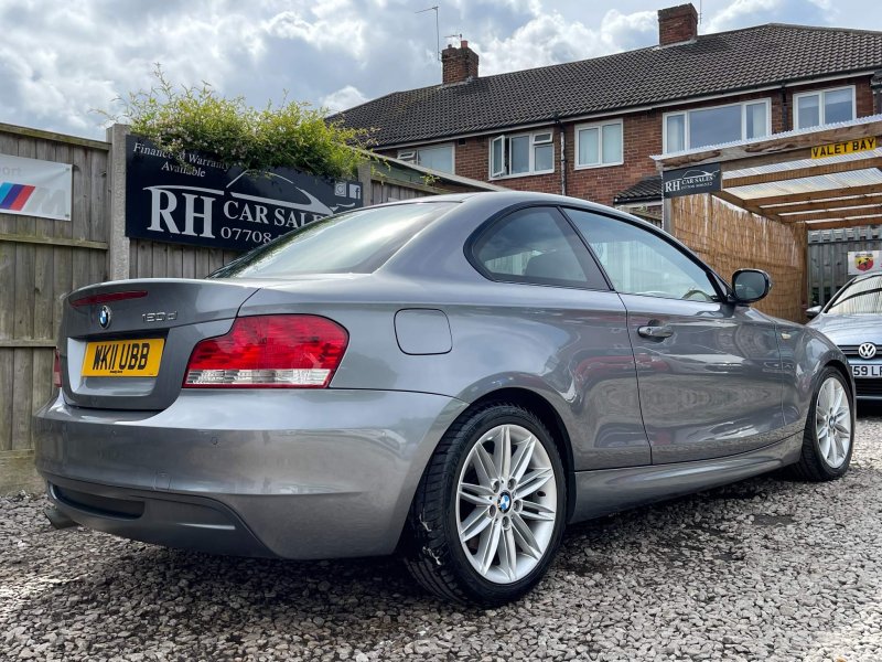 BMW 1 SERIES