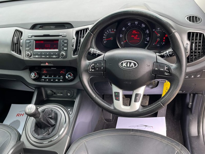 KIA SPORTAGE
