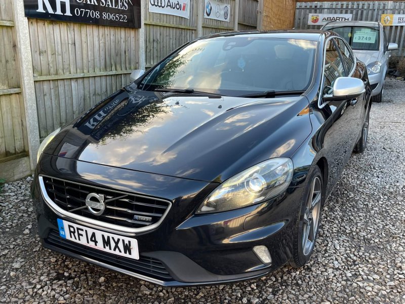 VOLVO V40