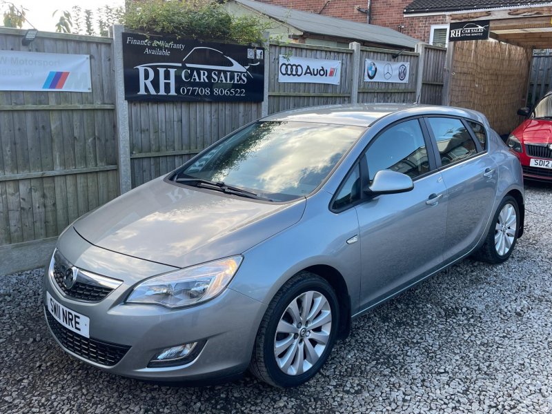 VAUXHALL ASTRA