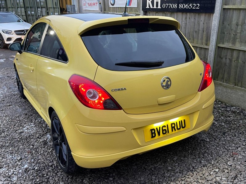 VAUXHALL CORSA