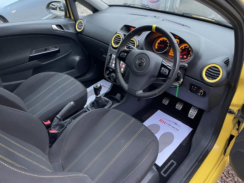 VAUXHALL CORSA