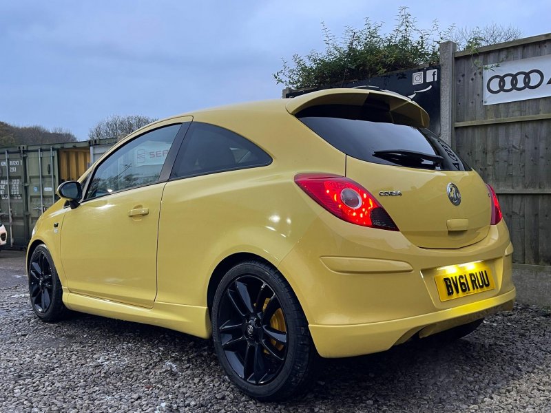 VAUXHALL CORSA