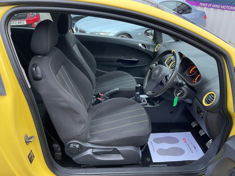 VAUXHALL CORSA