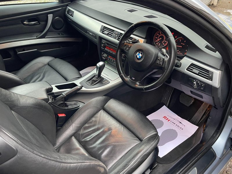 BMW 3 SERIES