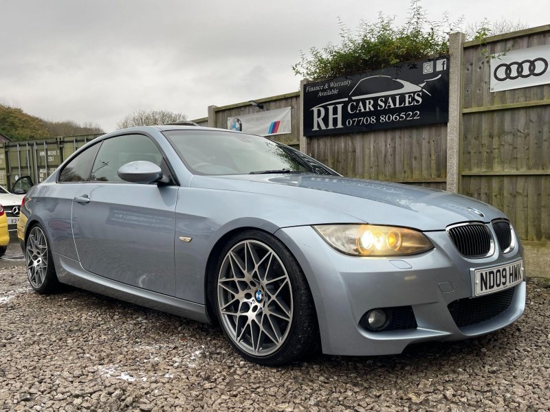 BMW 3 SERIES