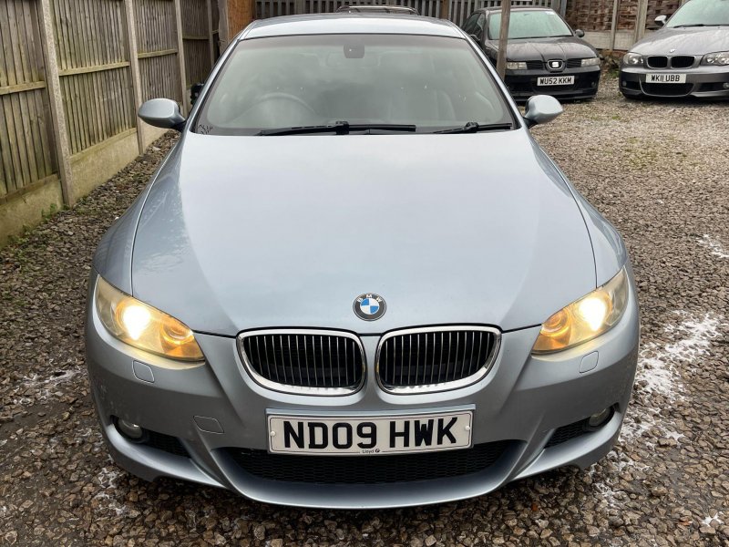 BMW 3 SERIES