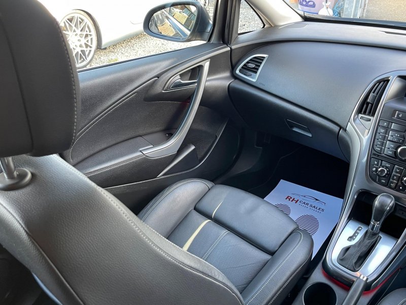 VAUXHALL ASTRA