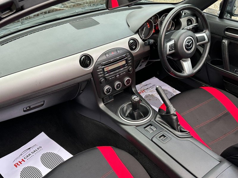 MAZDA MX-5