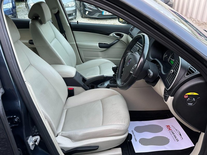 SAAB 9-3