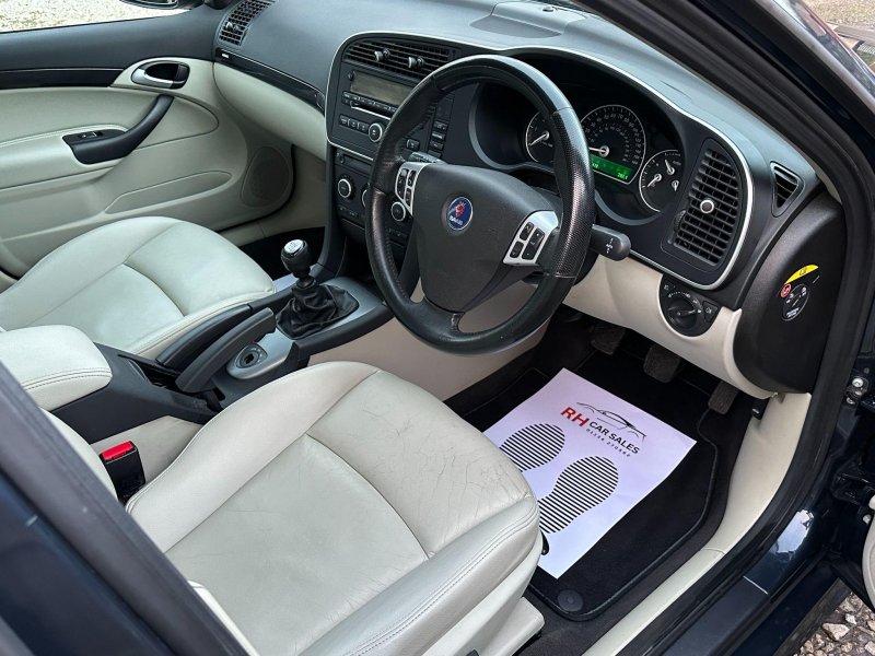 SAAB 9-3