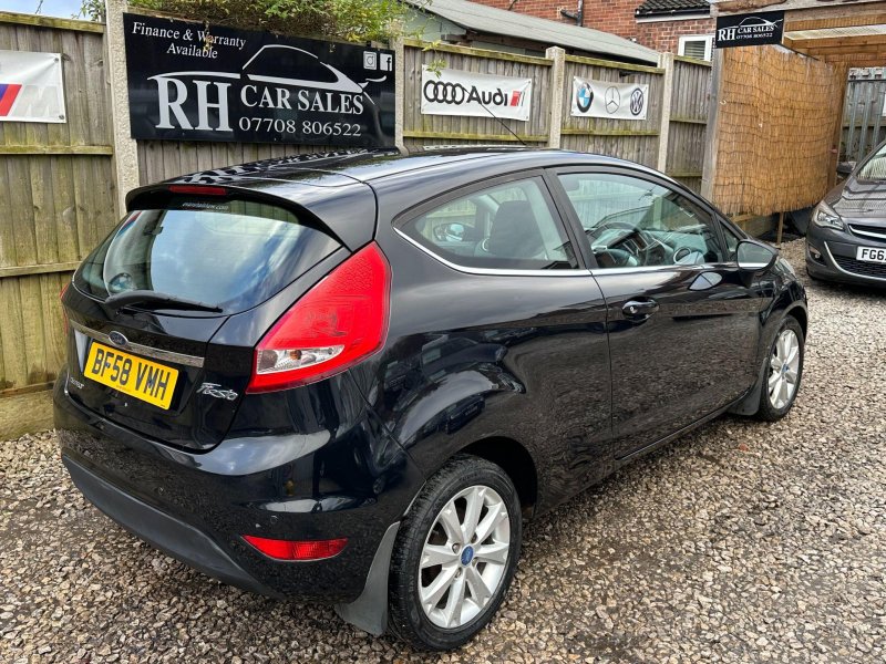 FORD FIESTA