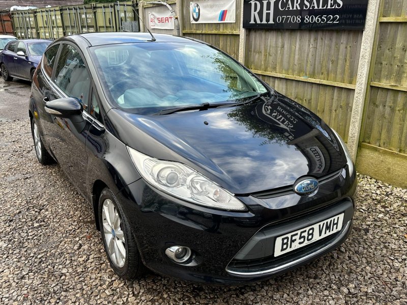 FORD FIESTA