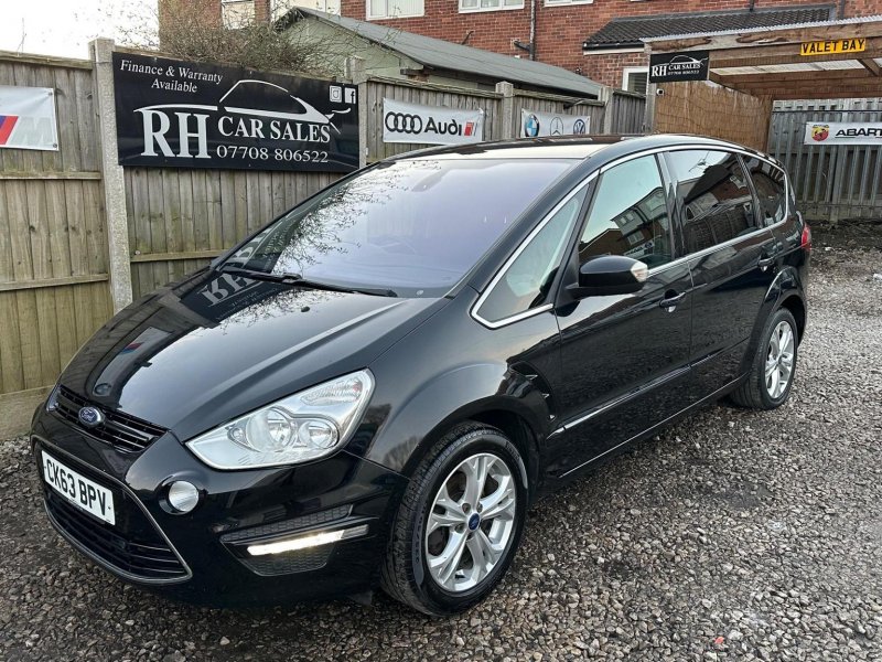 FORD S-MAX 2.0 TDCi Titanium Euro 5 5dr