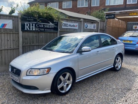 VOLVO S40 2.0D Sport Euro 4 4dr